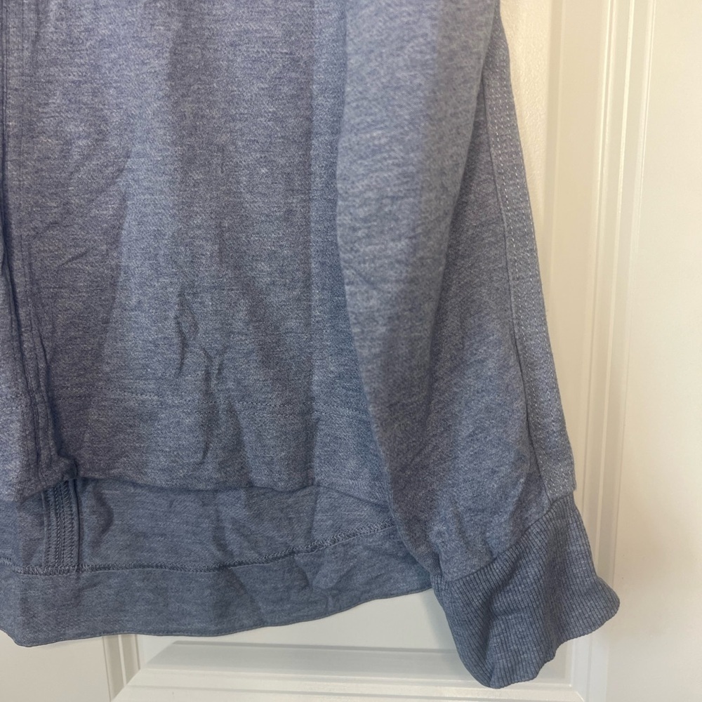 Athleta Sweatshirt Womens M Blue Farallon Terry Pullover Sweats Crewneck Beachy - Picture 5 of 9